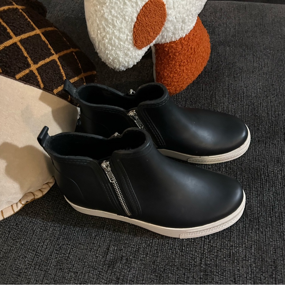 Black Wedge Steve Madden Rain Boot